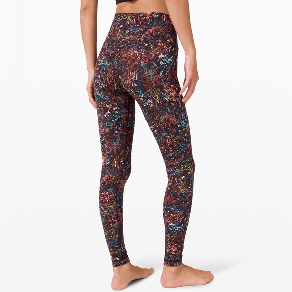 Lululemon • Align Pant II Foliage Overlay Size 6 - Picture 2 of 4